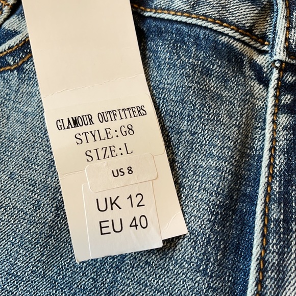 Vintage Denim look,with 14 in flare bottom, mid-rise,32in inseam.60s,70s look - Picture 6 of 10